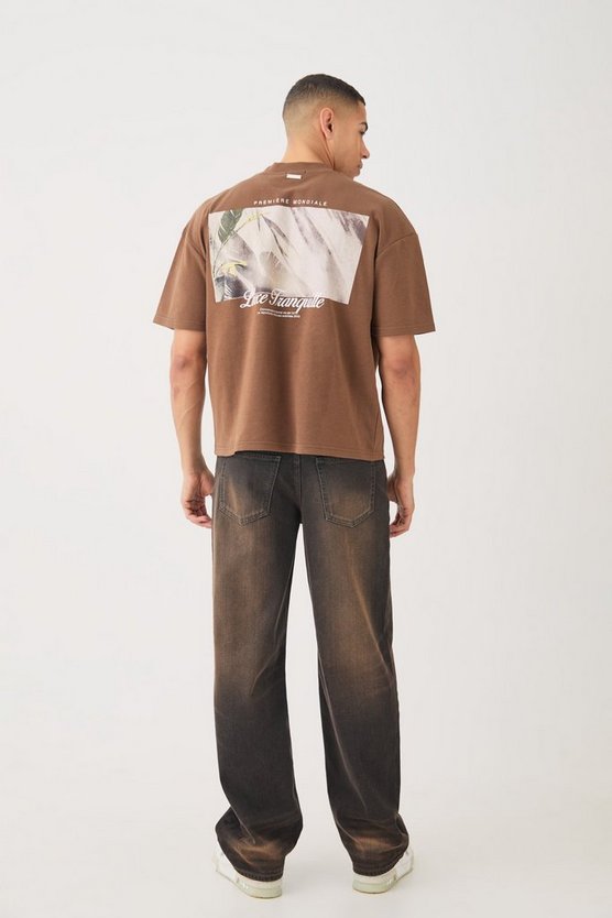 Kastiges Oversize T-Shirt mit Stickerei