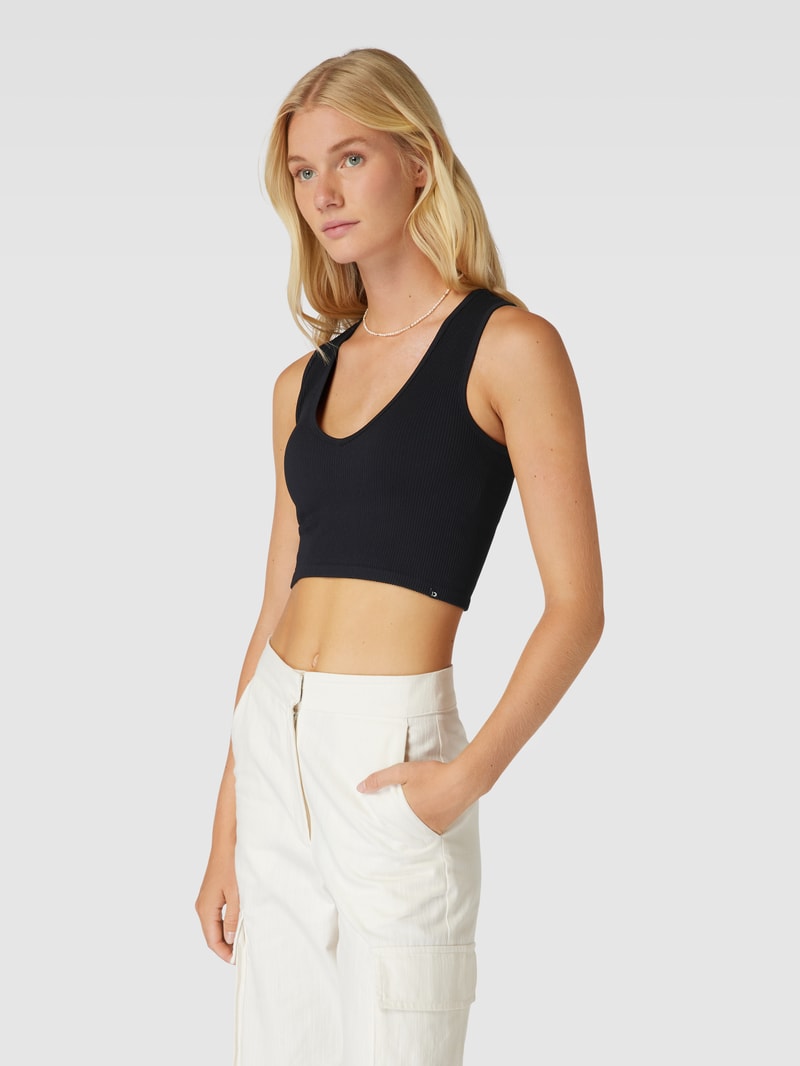 Crop Top mit Feinripp in schwarz