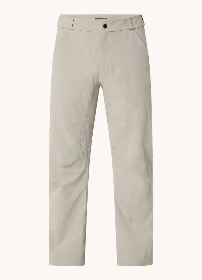 Pantaloni da tuta Arc'teryx Cronin a gamba dritta con pantaloni da tuta