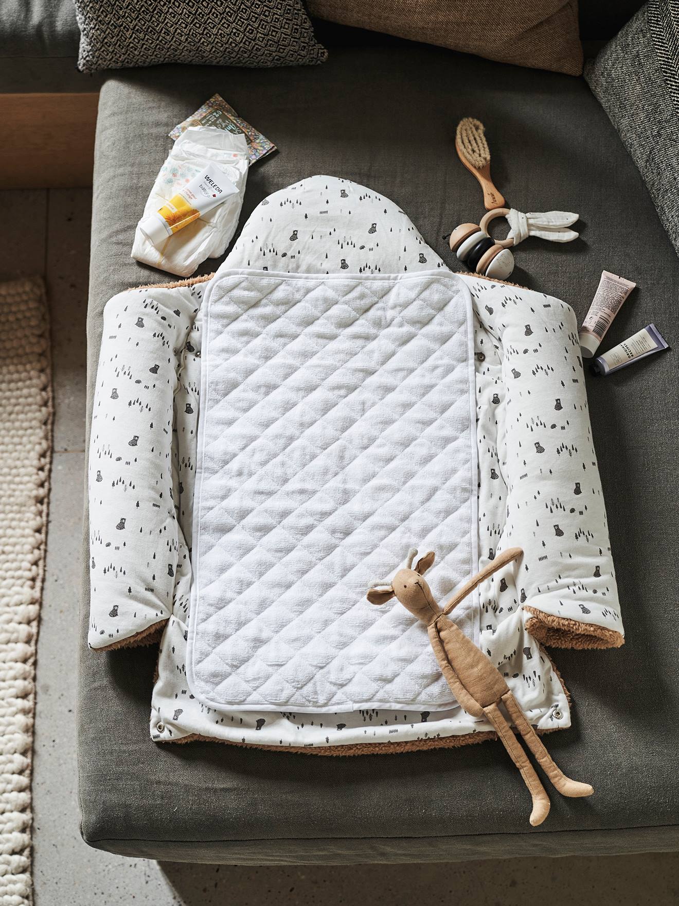 Nid d'ange transformable en peluche Ourson gris souris