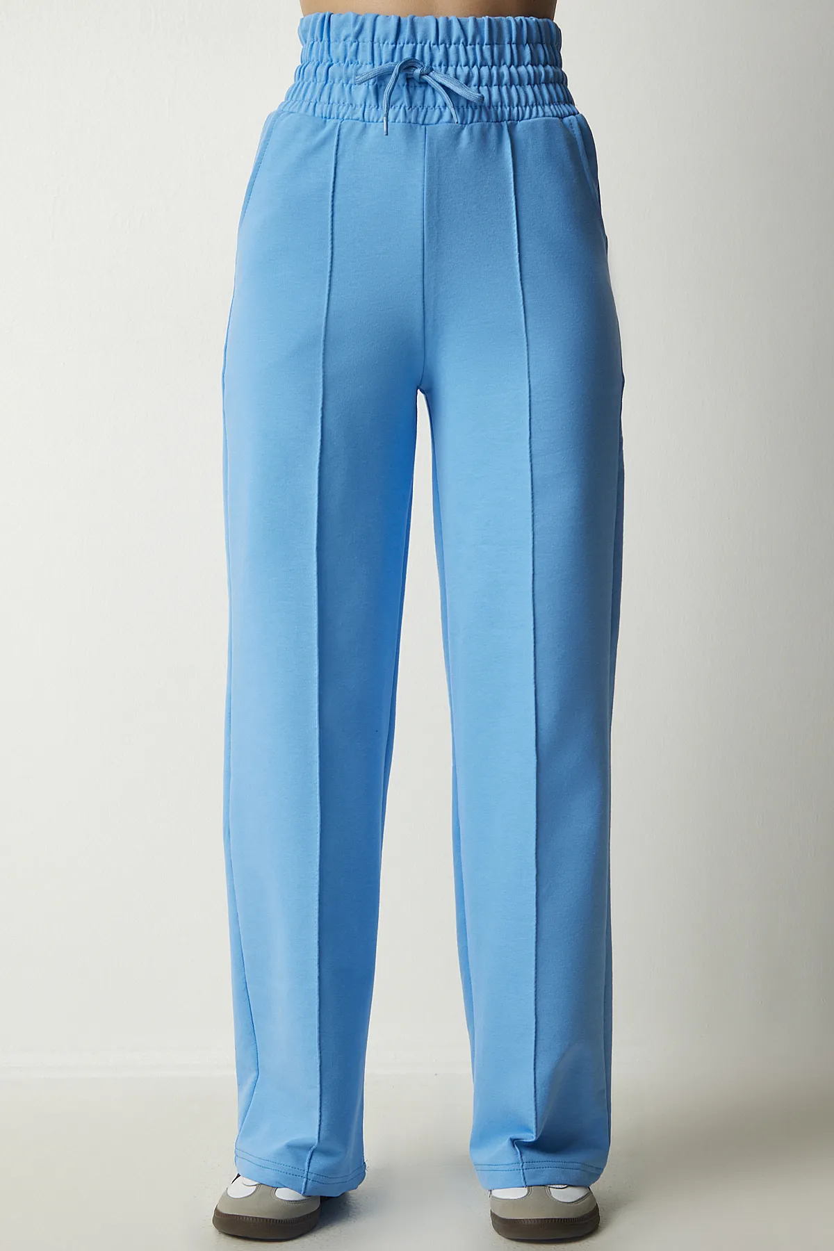 Happiness İstanbul  Himmelblaue Basic-Strick-Jogginghose mit Taschen für Damen XR00018