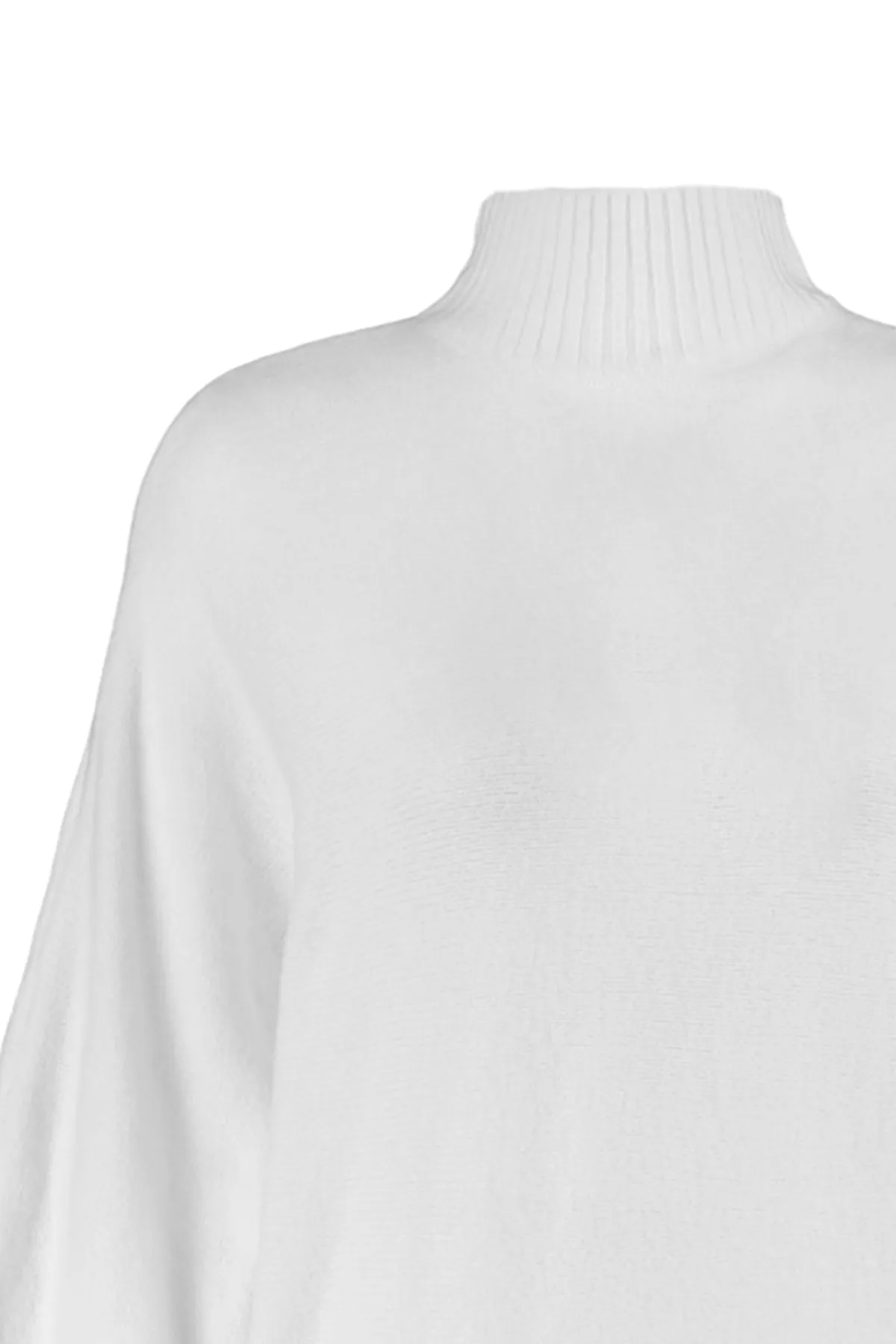 Trendyol Collection  Ecrufarbener, weicher, strukturierter Strickpullover mit weiter Passform TWOAW20KZ1059