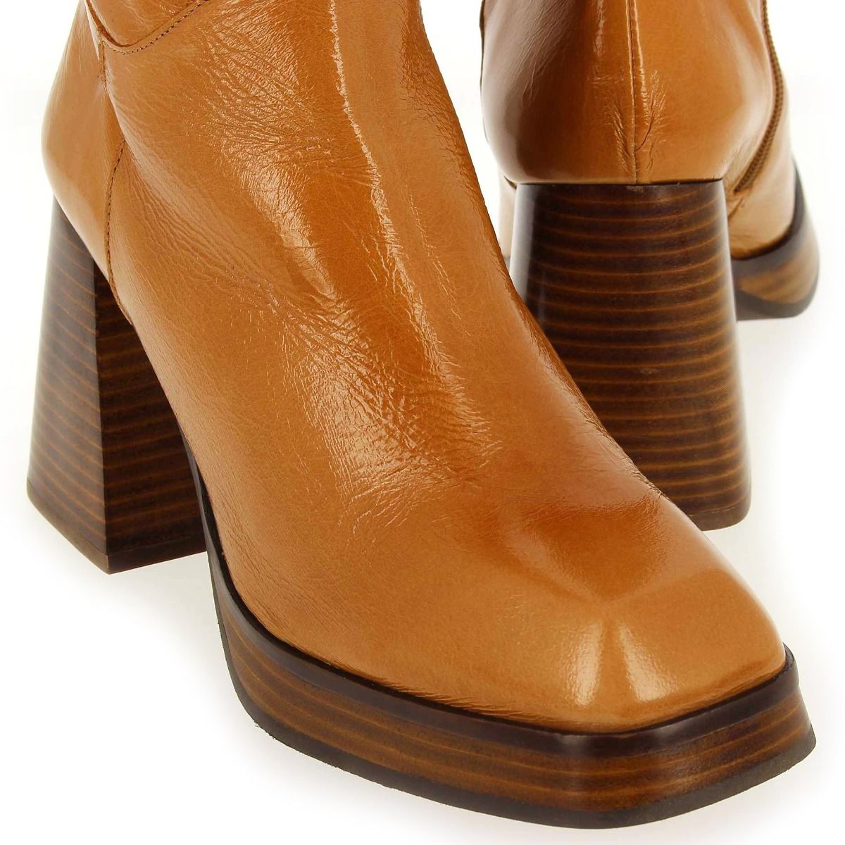 Angel Alarcon  23573 - whisky
