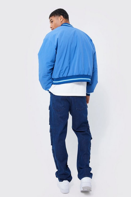 Lockere Cargo-Jeans mit Taschen