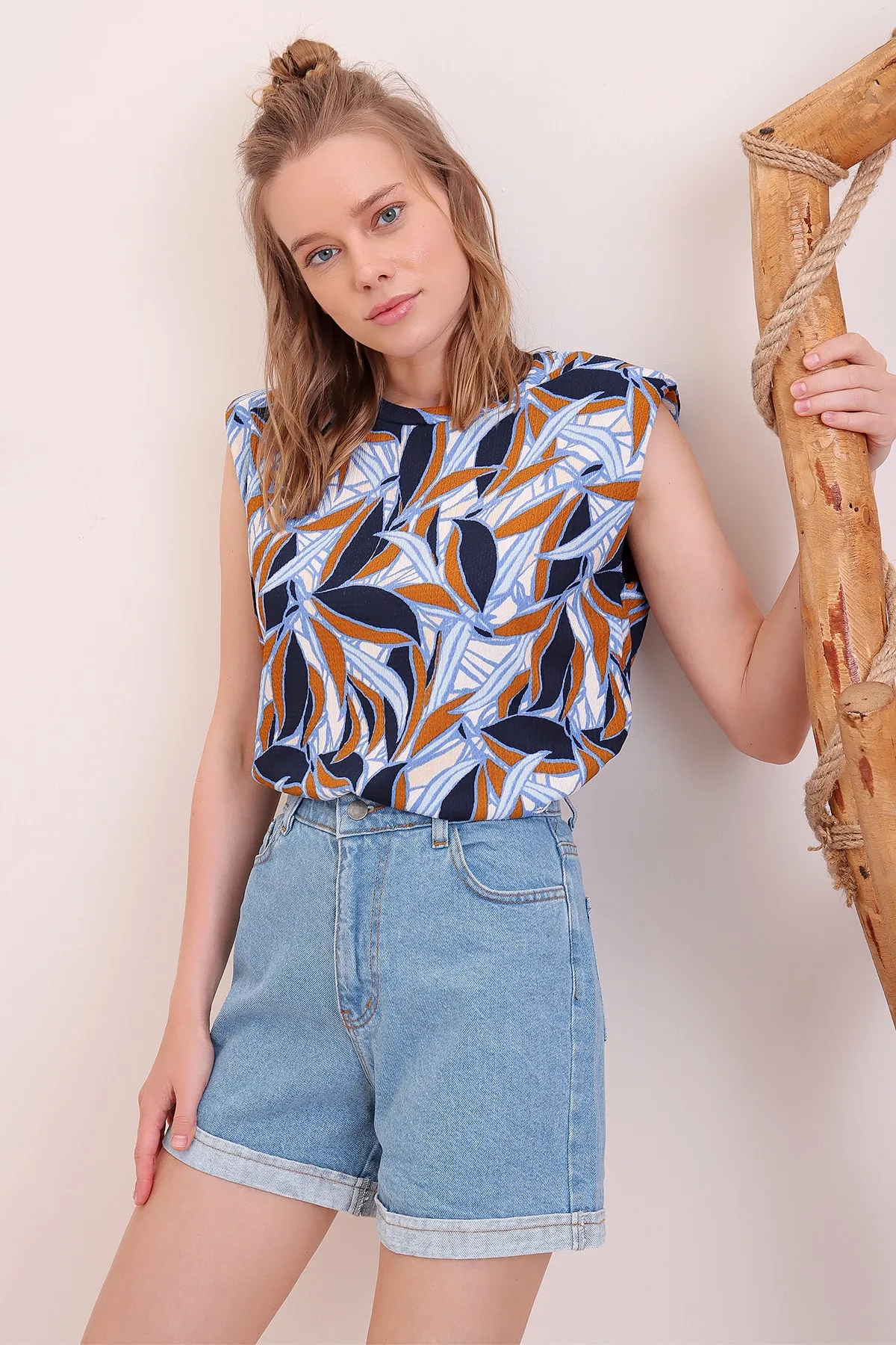 Trend Alaçatı Stili  Shorts - Blau - Hoher Bund
