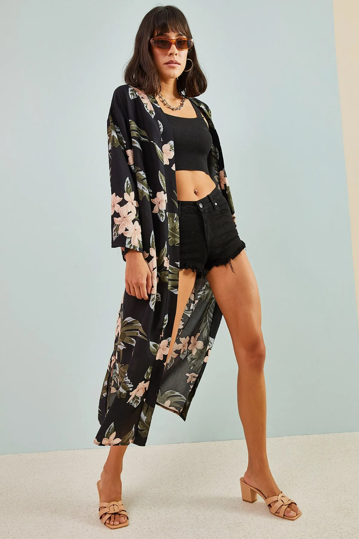 Bianco Lucci  Mehrfarbig gemusterter Damen-Kimono mit Gürtel