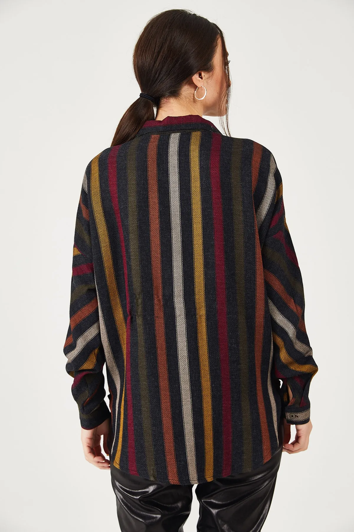 armonika  Bunt gestreiftes Freizeithemd für Damen ARM-21K001034