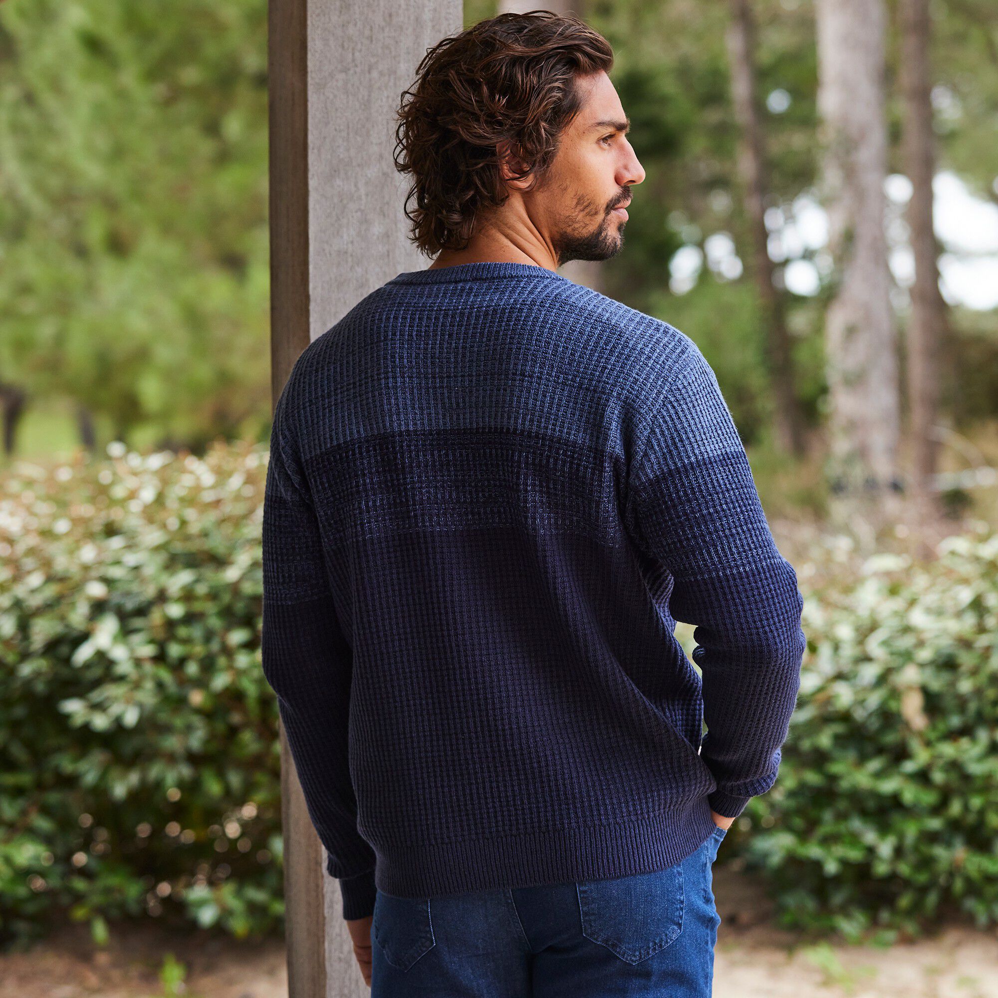 Pull col rond en maille reliefée fantaisie