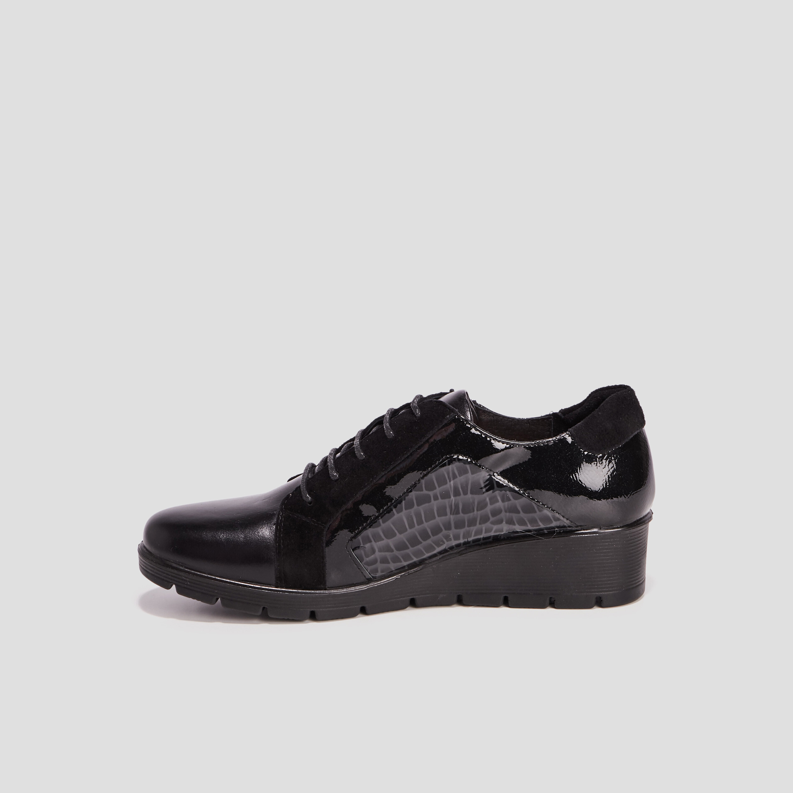 Derbies en cuir compensées pied large noir femme | La Halle