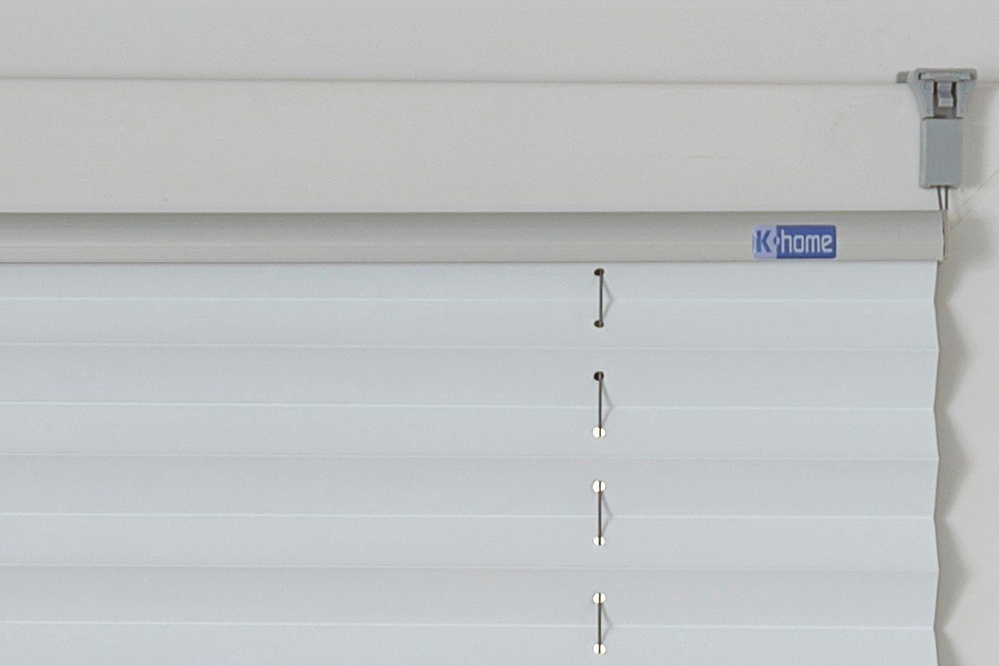 Plissee Elsa, K-HOME, verdunkelnd, ohne Bohren, verspannt, Klemmfix