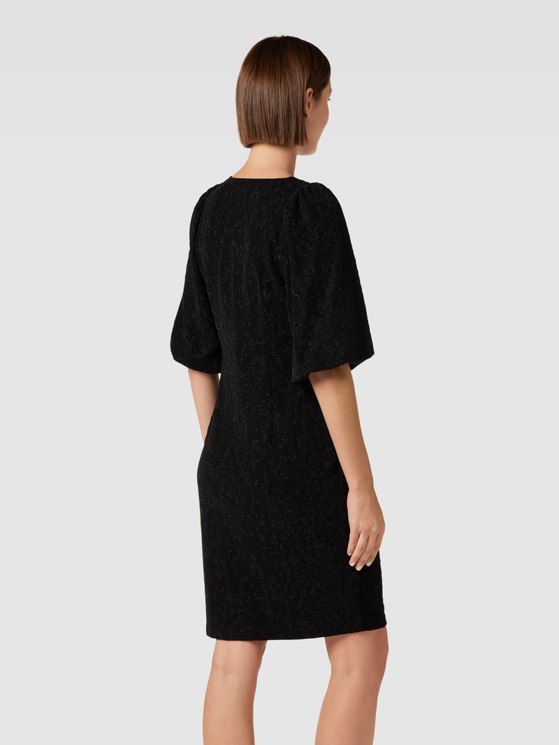 Minikleid mit V-Ausschnitt in schwarz