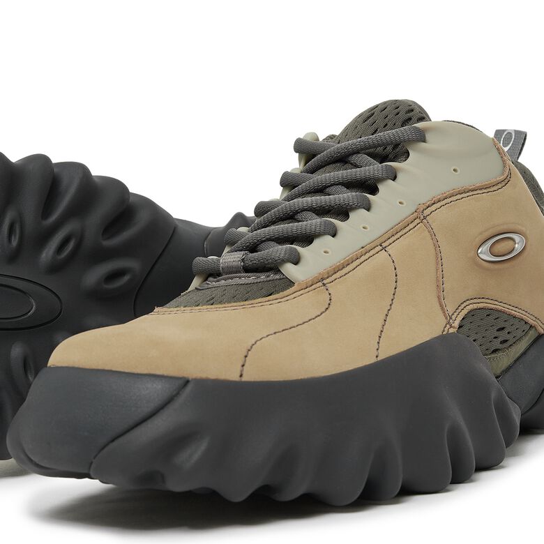 Oakley Factory Team Team Nubuck Chop Saw mocha