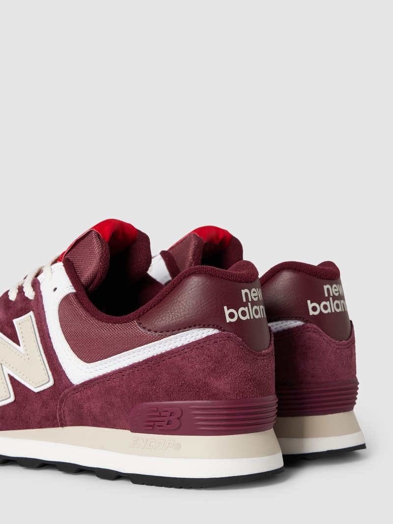 Sneaker mit Label-Stitching in bordeaux rot