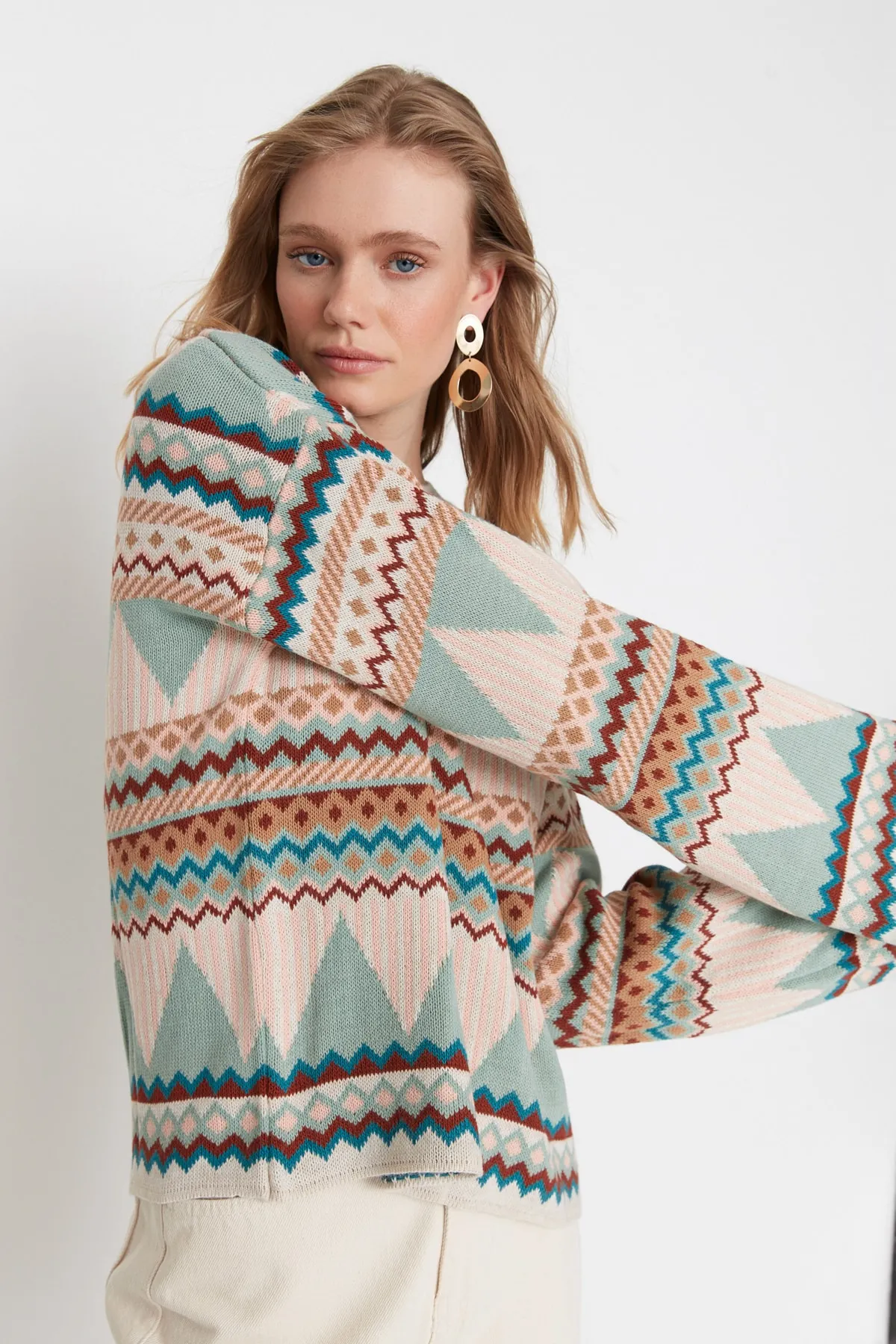 Trendyol Collection  Mintfarbener Strickpullover mit Rundhalsausschnitt und weiter Passform TWOAW21KZ0941