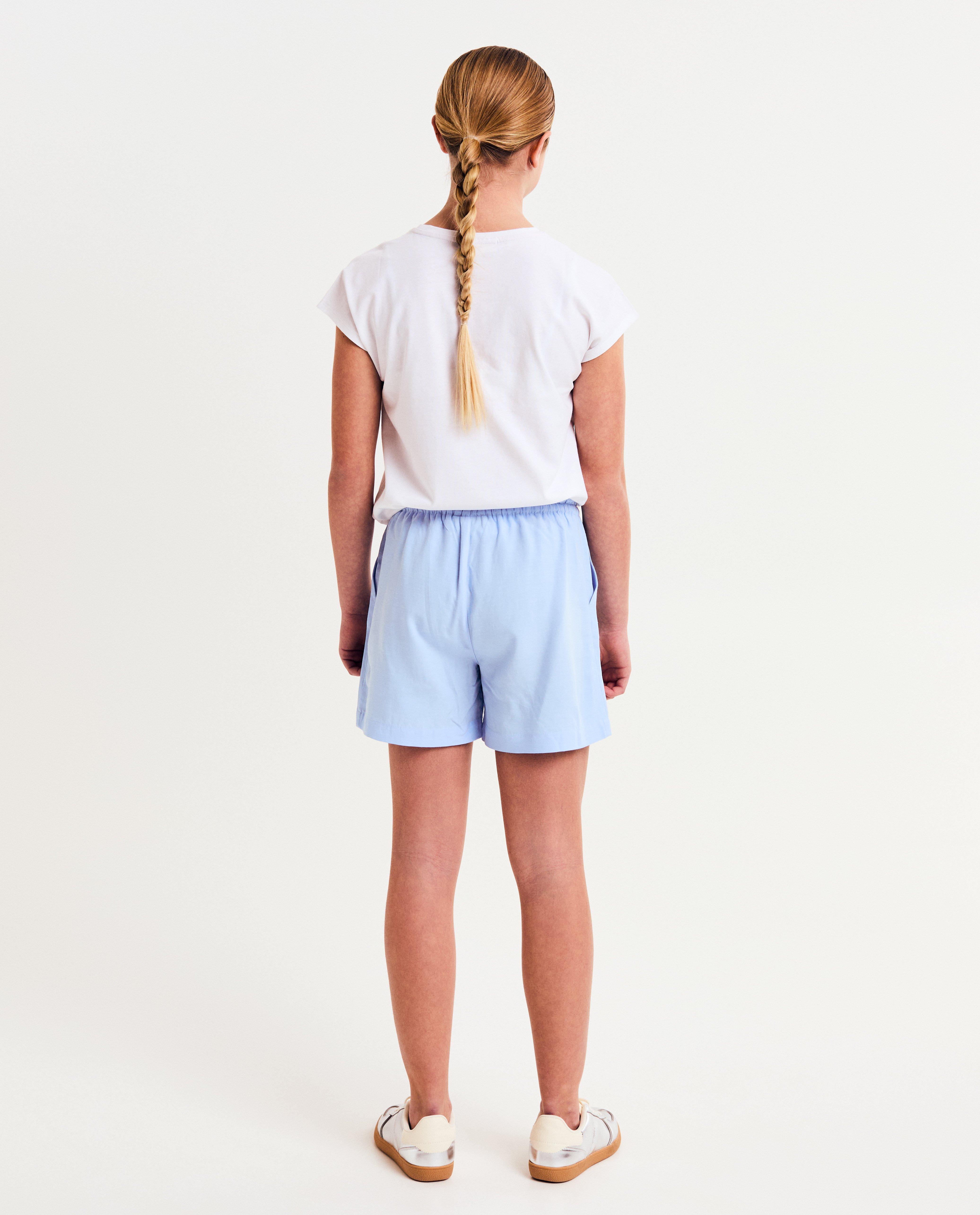 Pantaloni scurți I AM albastru deschis cu viscoză LENZING™ ECOVERO™, 128-164 albastru deschis