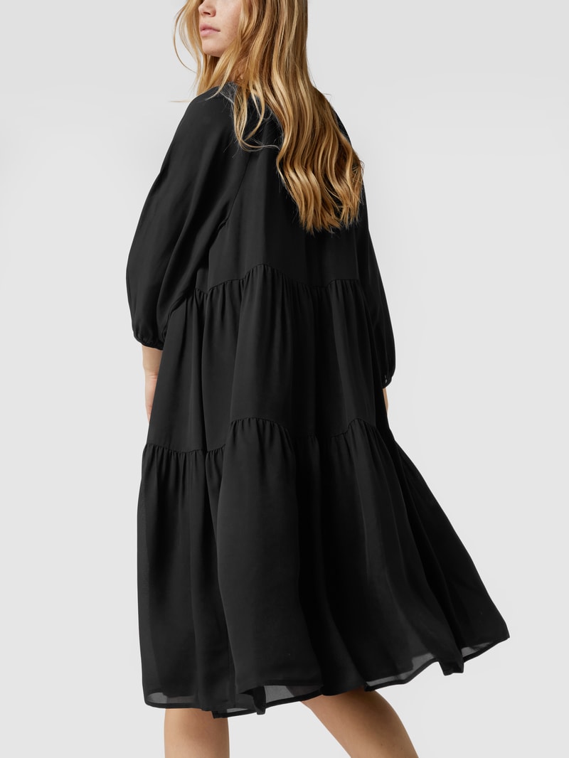 Midikleid aus Viskose Modell 'Tiia' in schwarz
