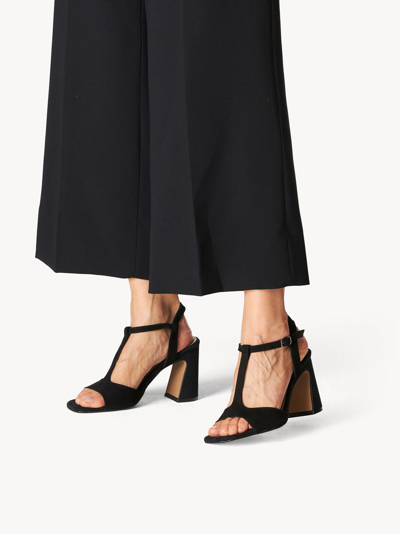Sandale à talon en cuir - noir