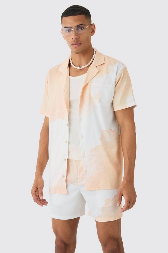 Kurzärmliges Oversize Satin-Hemd & Shorts