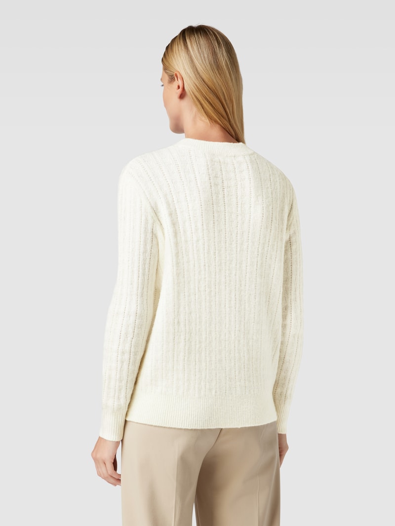 Oversized Strickpullover mit Rundhalsausschnitt in offwhite