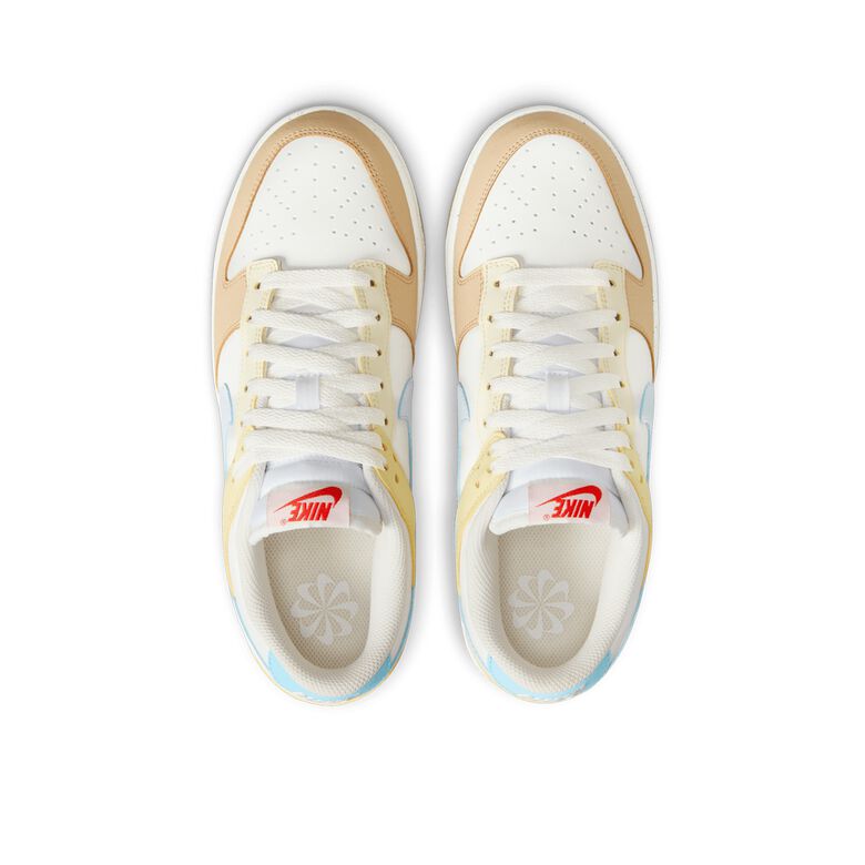 NIKE Dunk Low Next Nature 