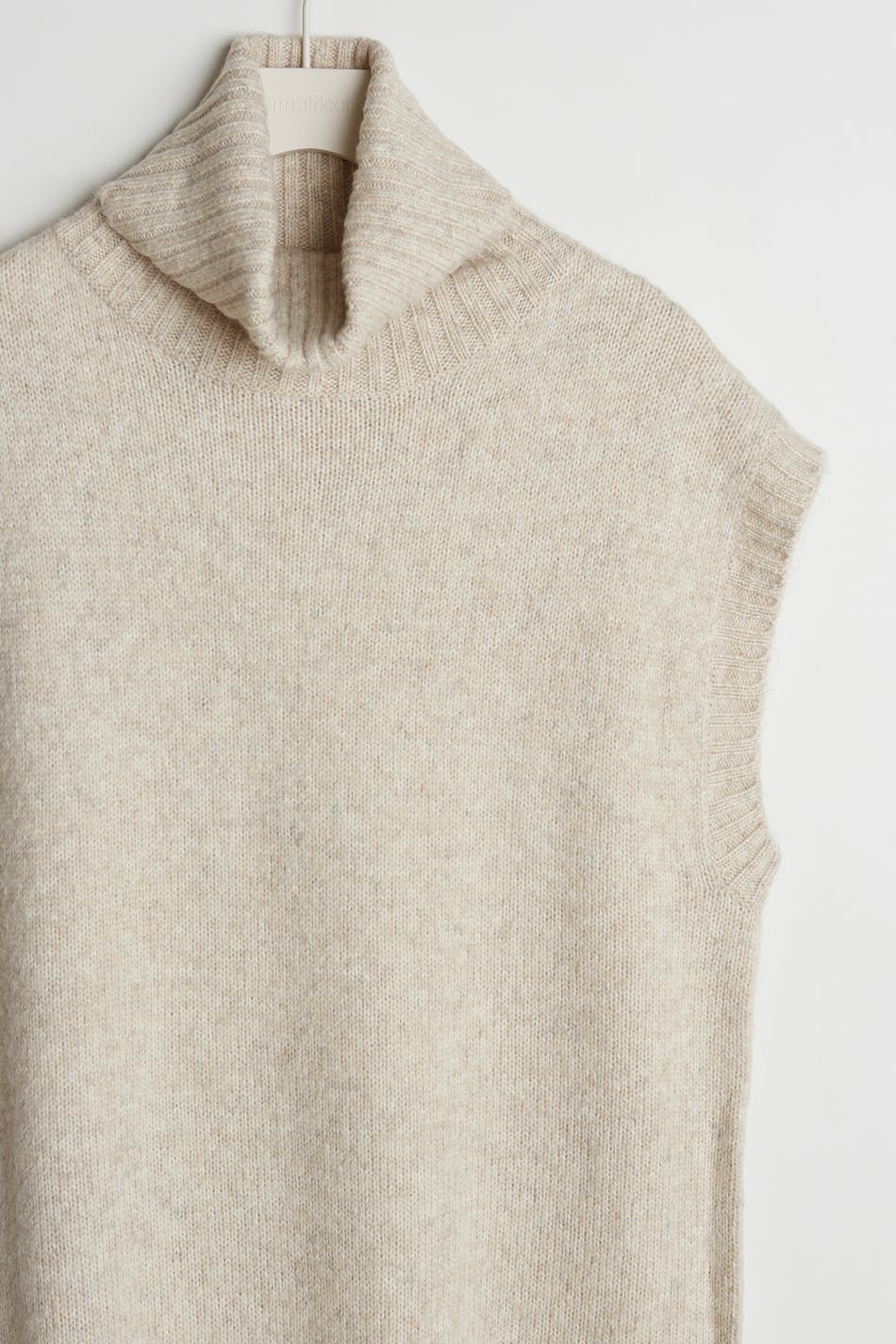 Lexi knitted vest