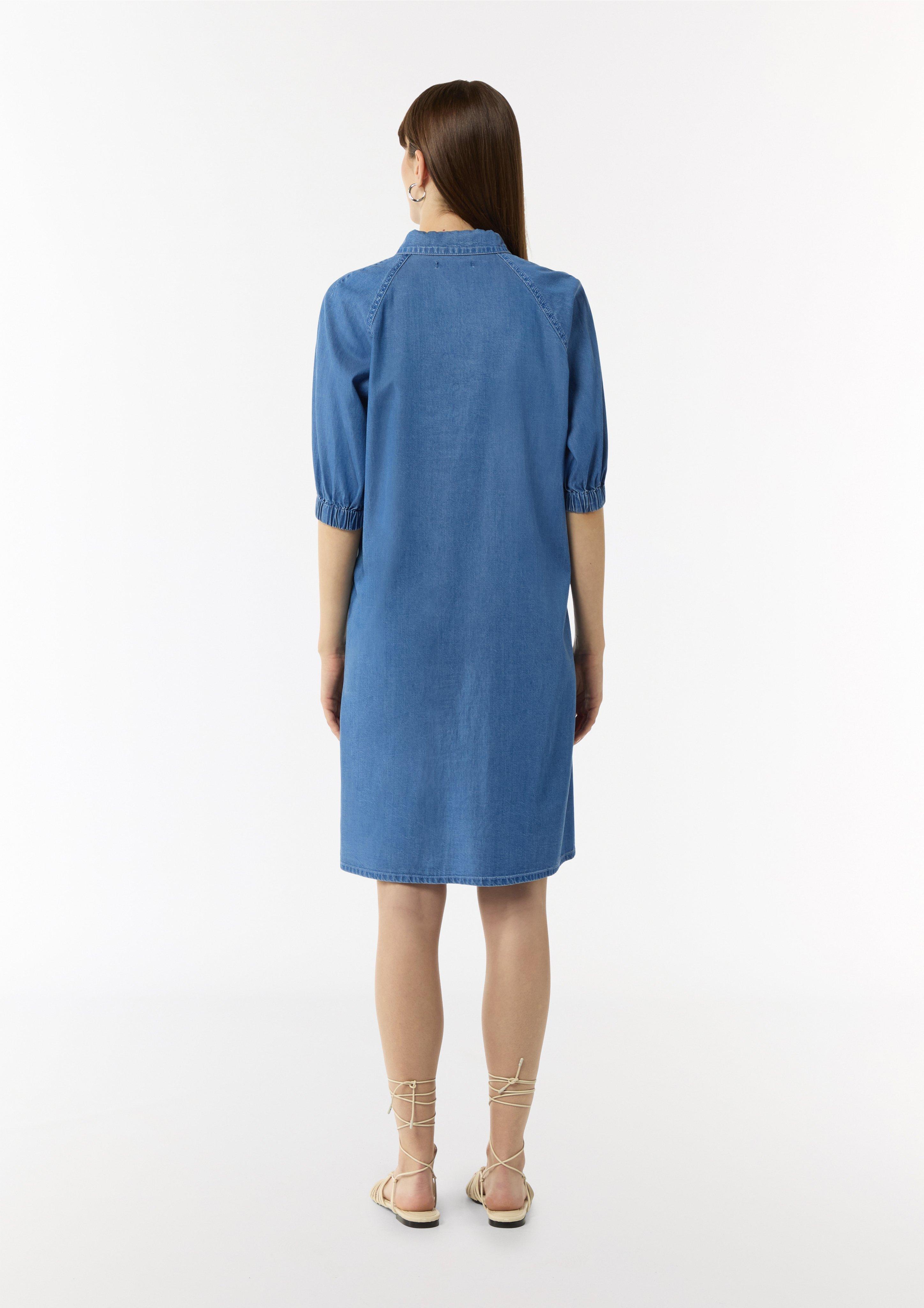 Fließendes Denimkleid mit Knopfleiste - blau