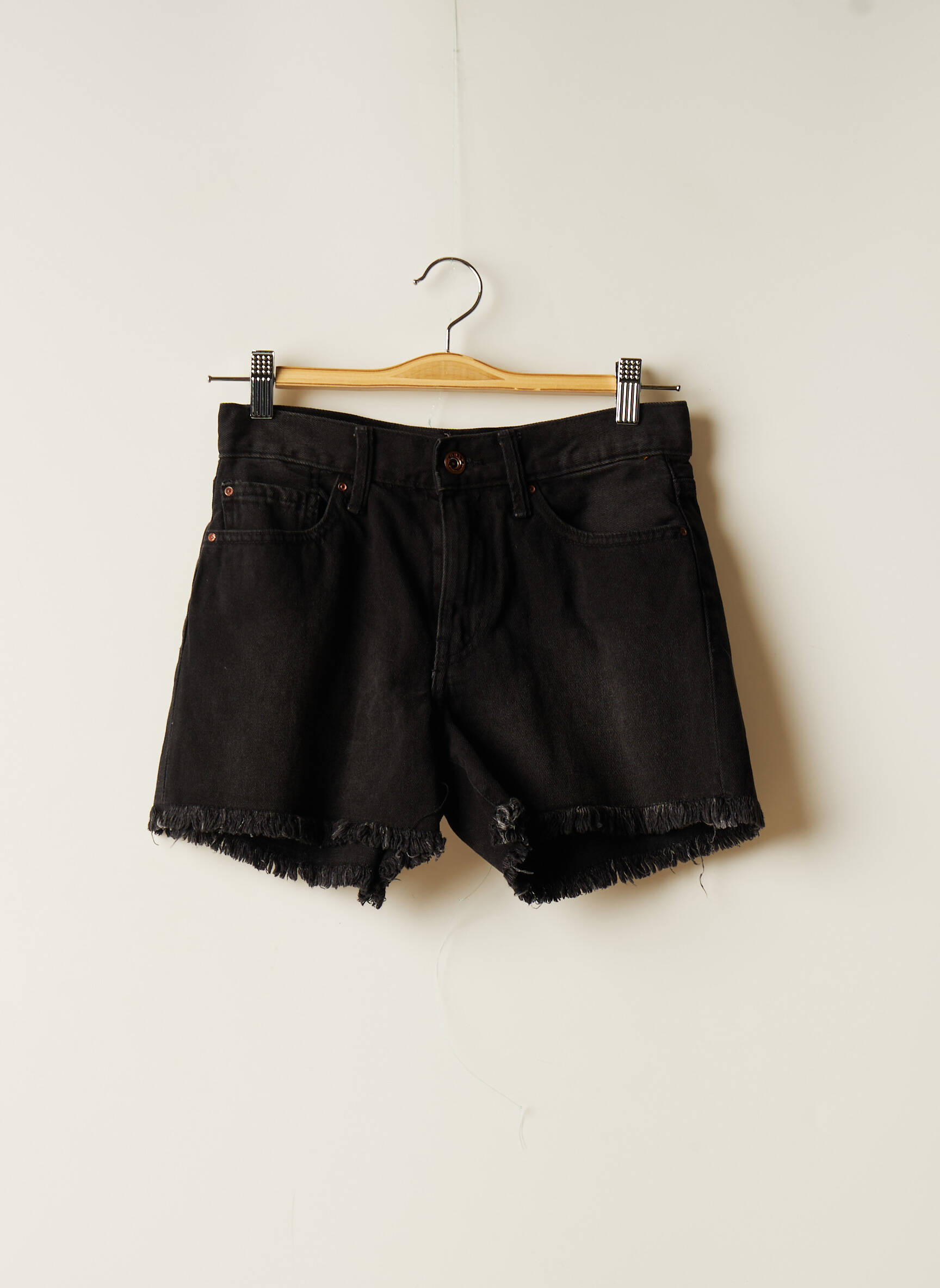 Only Shorts 1 Femme couleur noir