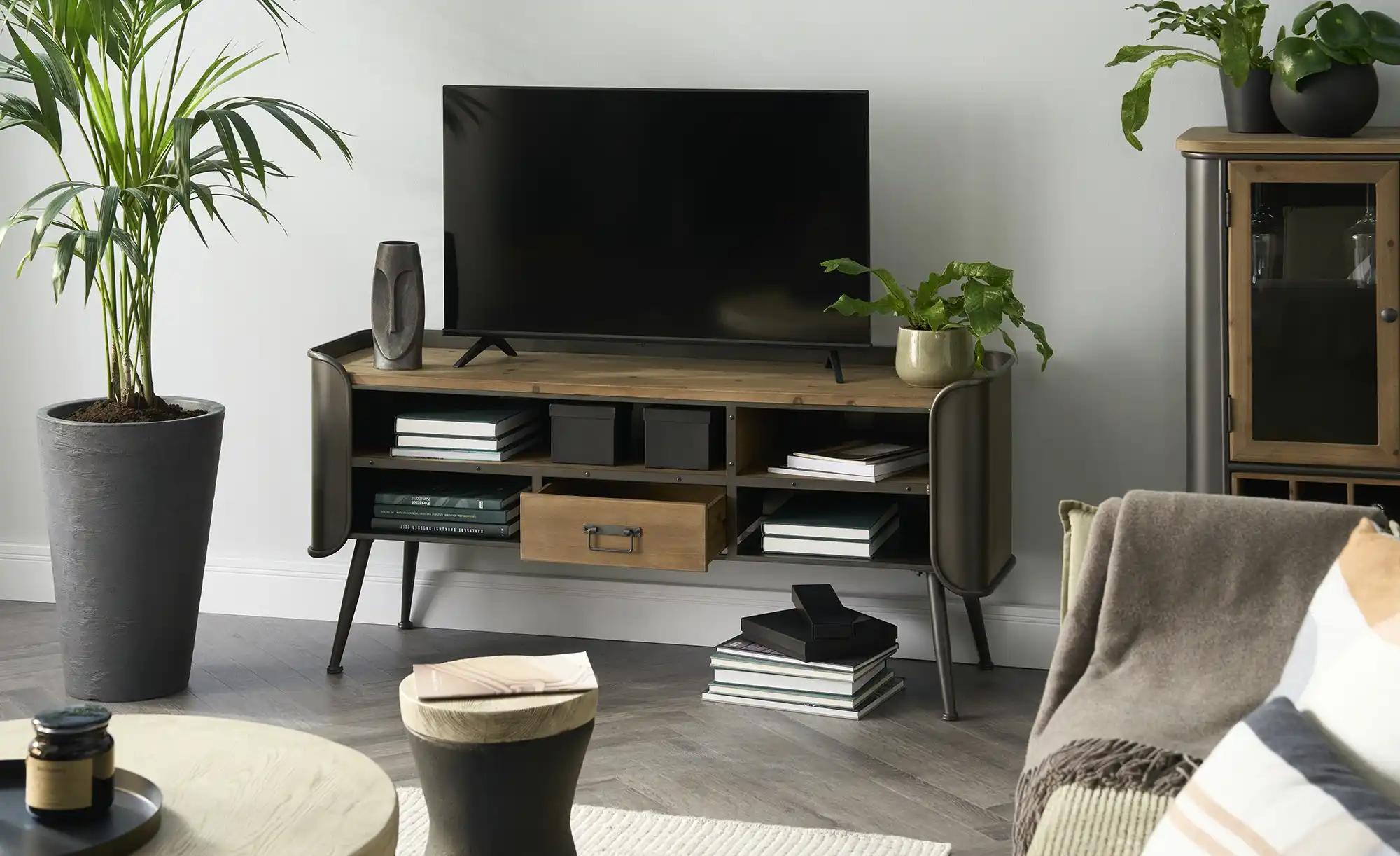 TV-Lowboard