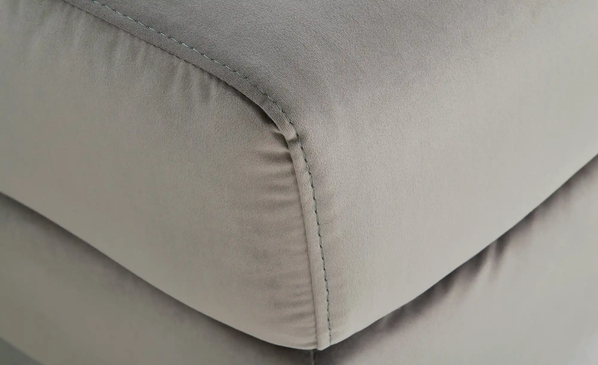 Primo Ecksofa mit elektrischer Relaxfunktion Hedy