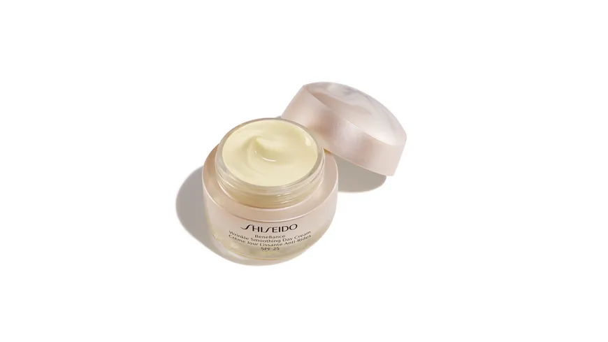 SHISEIDO Benefiance Wrinkle Smooth Day Cream 50 ml