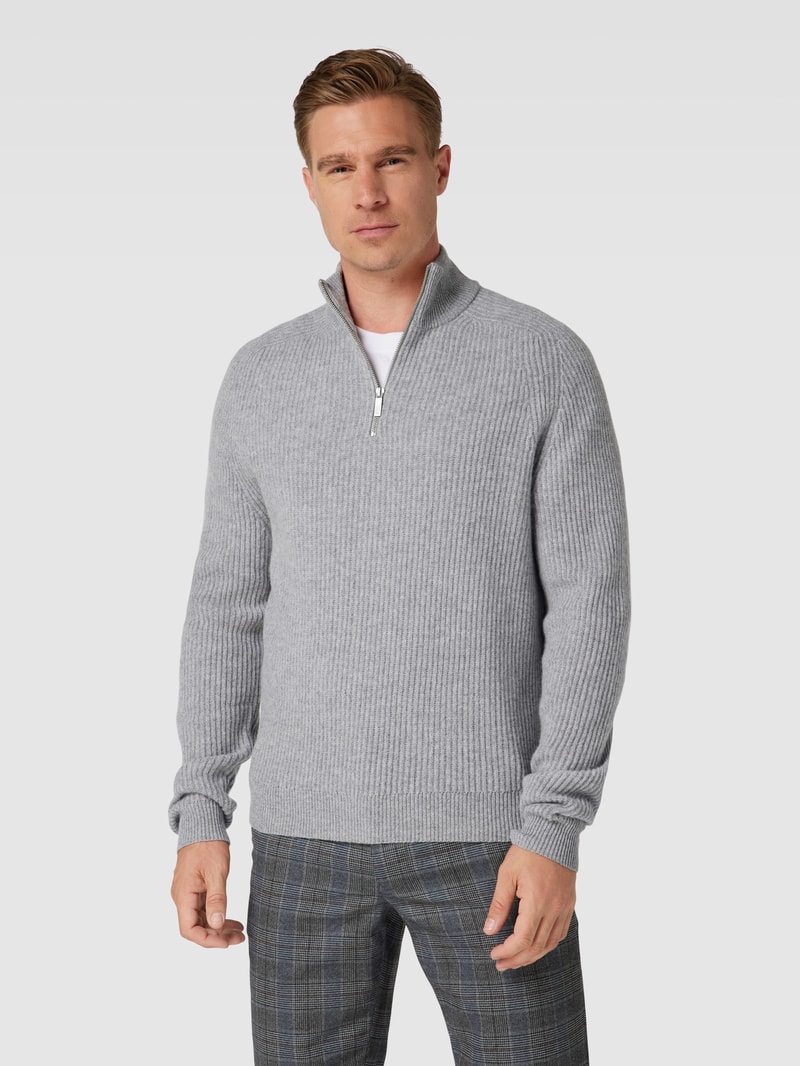 Strickpullover aus Schurwolle mit Stehkragen in mittelgrau meliert