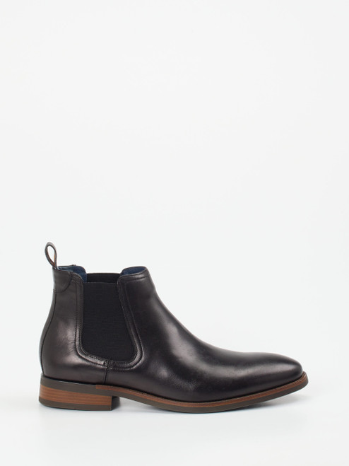 Boot-47110090235 Daniel Kenneth