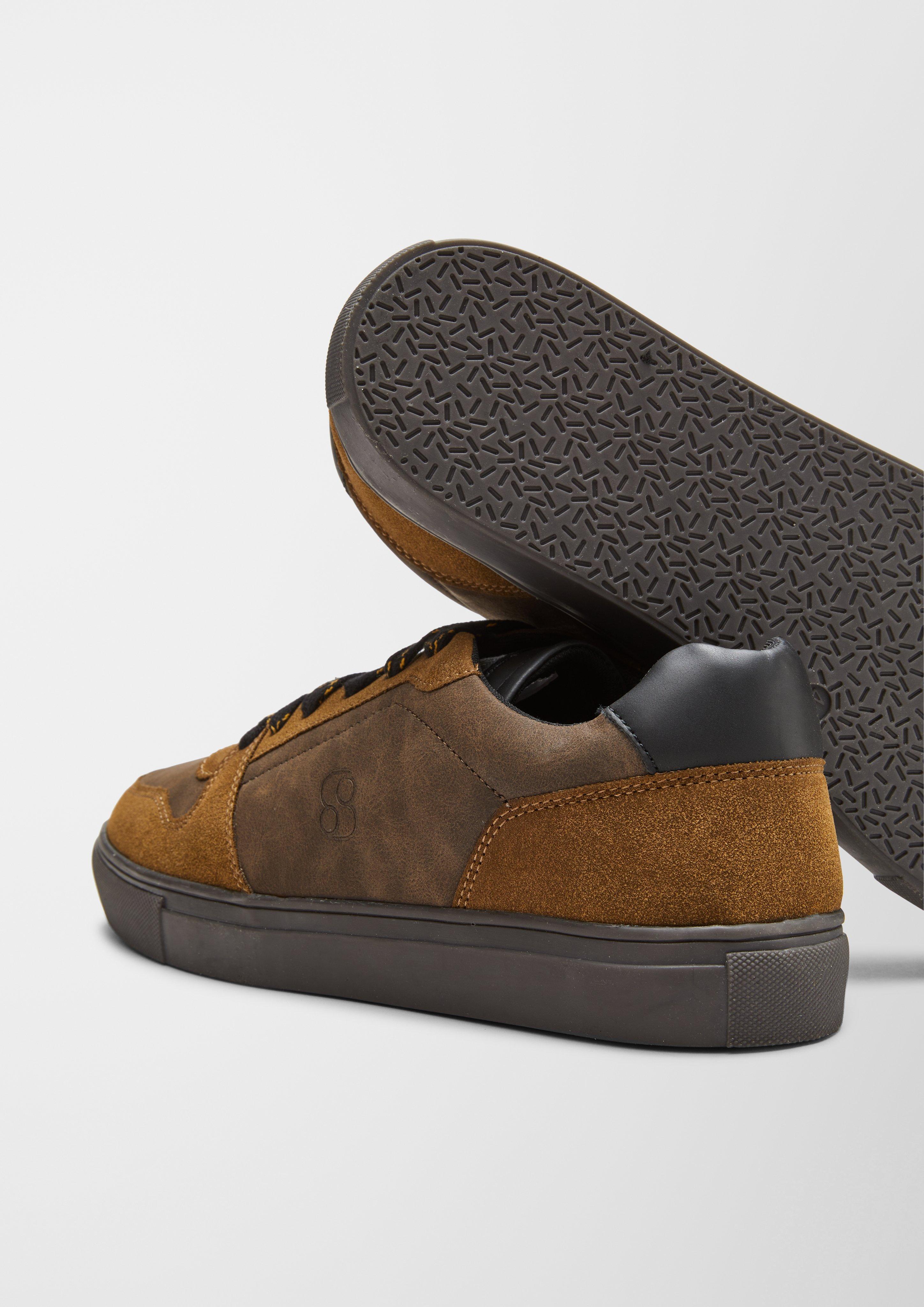 Sneaker in Leder-Optik  102.207.106.13602-300