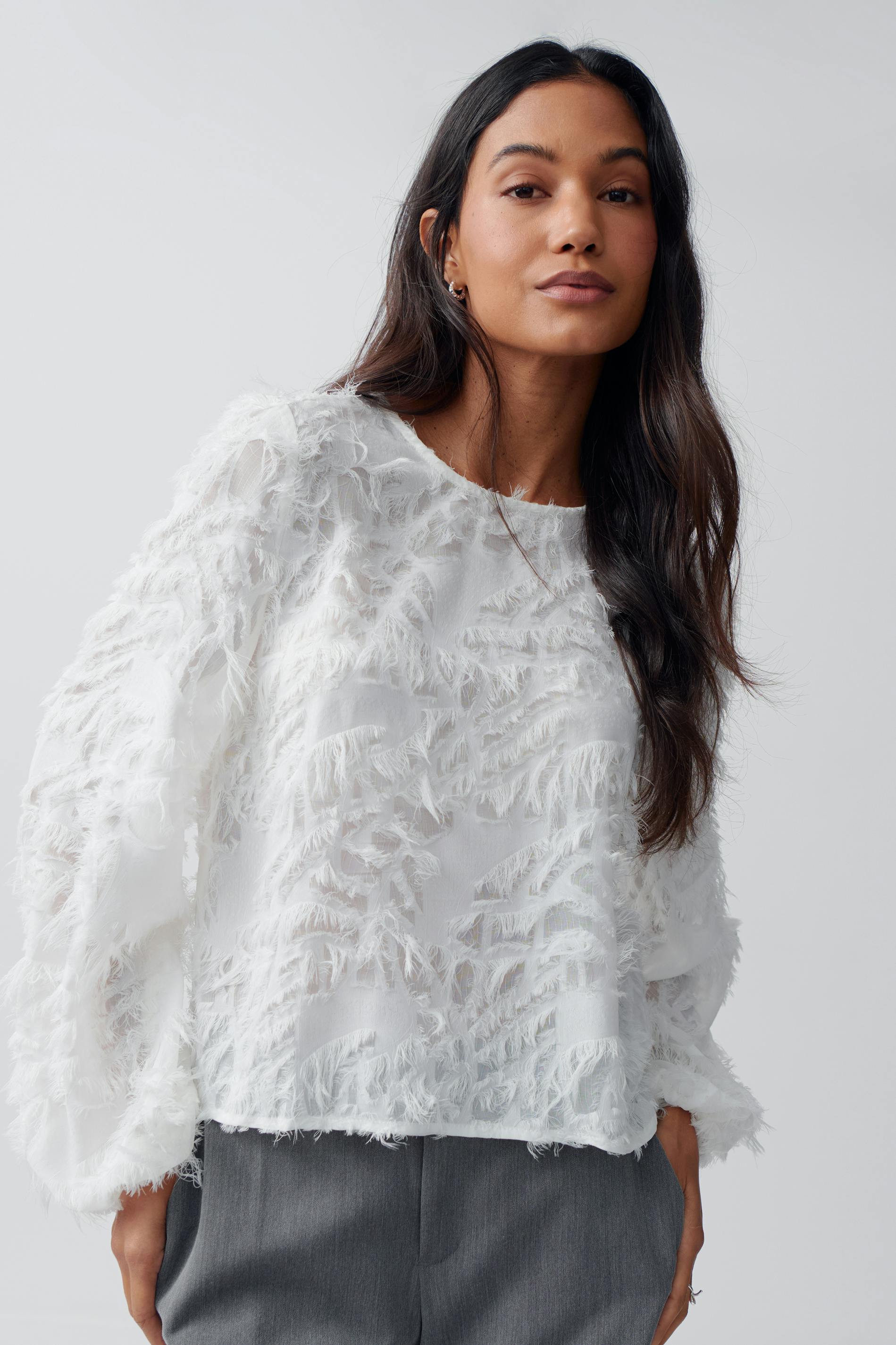 Structured open back top
