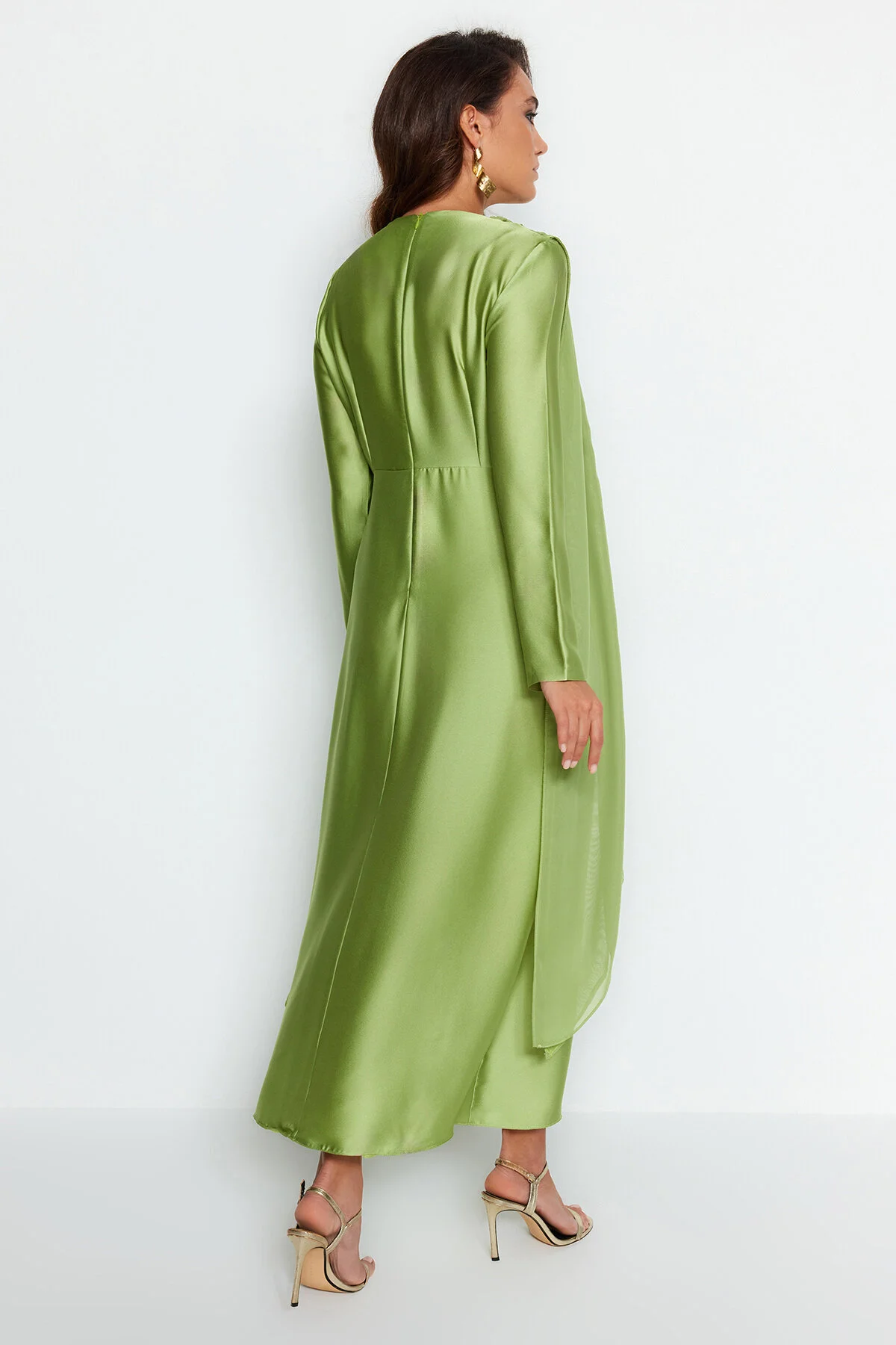 Trendyol Modest  Grünes Flight Flight Satin Abendkleid TCTAW24DB00008