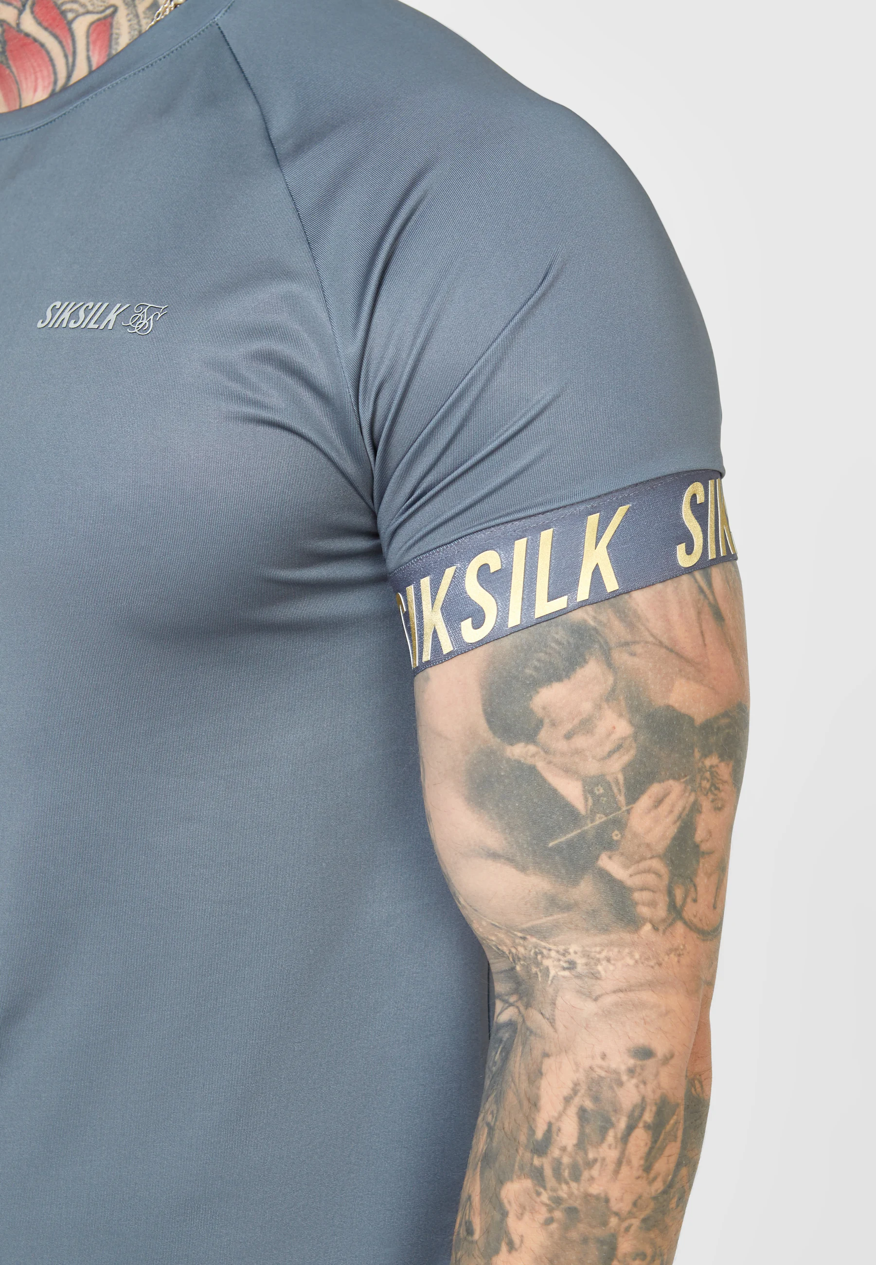 SIKSILK ACTIVE TECH - Camiseta con estampado