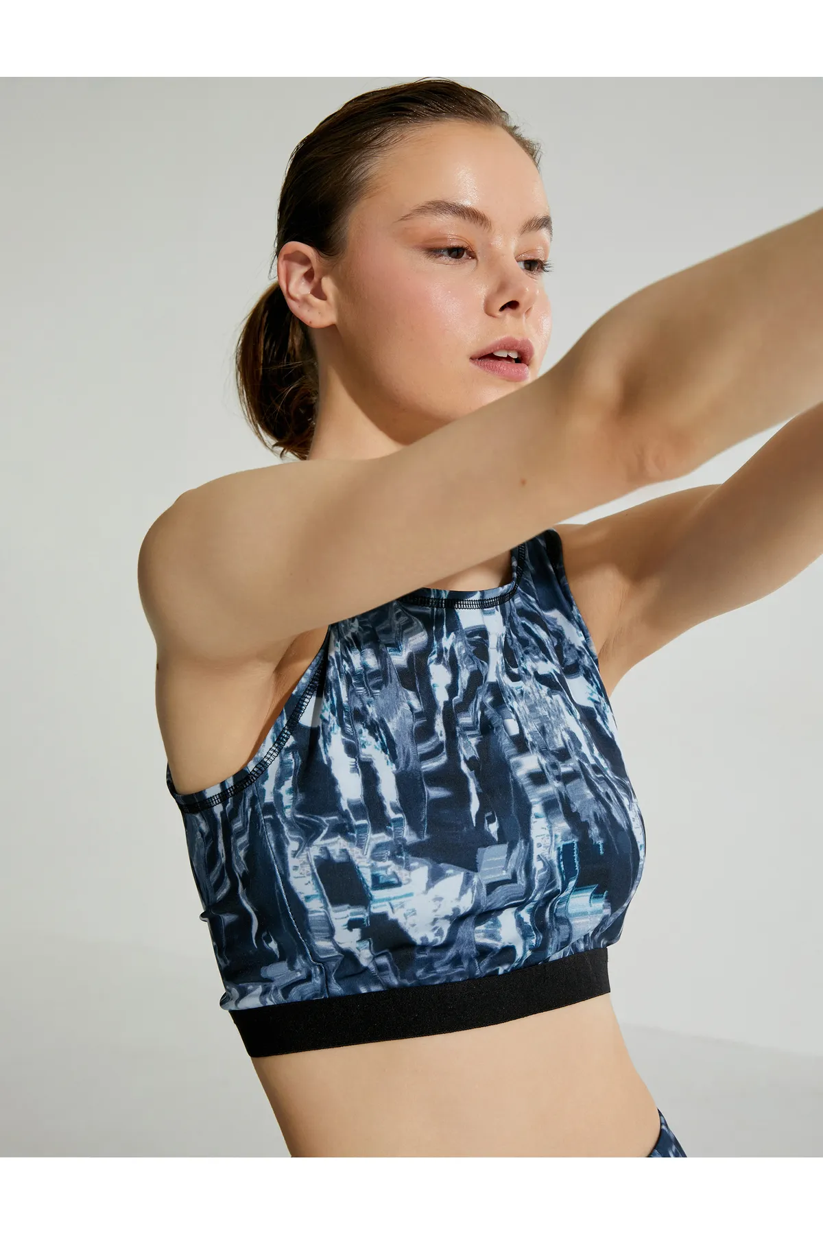 Koton  Sport-BH mit Batikmuster, ärmellos
