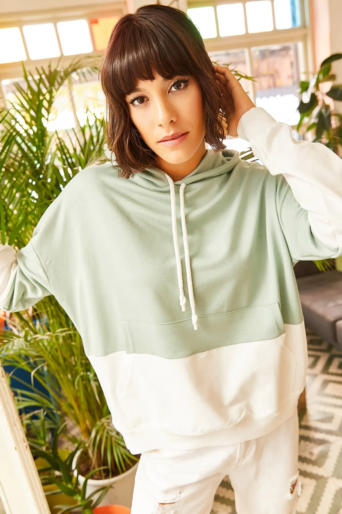 Olalook  Mintgrünes, zweifarbiges Oversize-Sweatshirt für Damen SWT-19000228