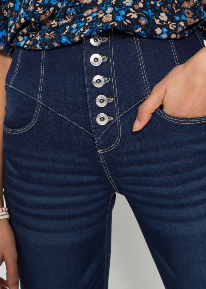 Schlagjeans Highwaist mit recyceltem Polyester