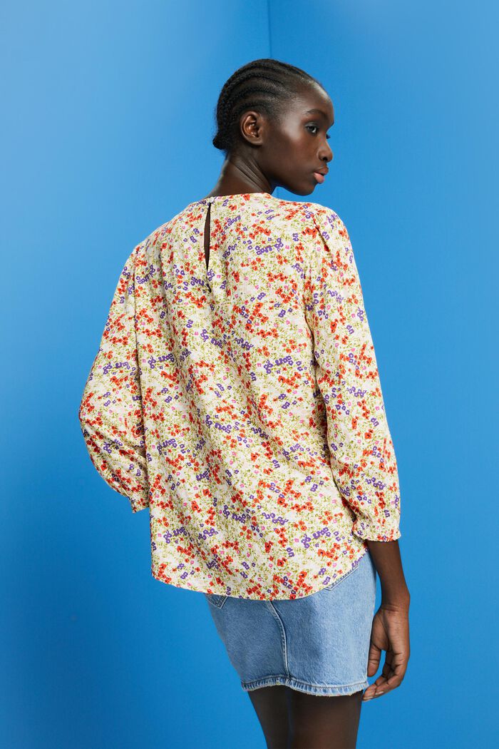 Florale Bluse mit 3/4-Ärmeln