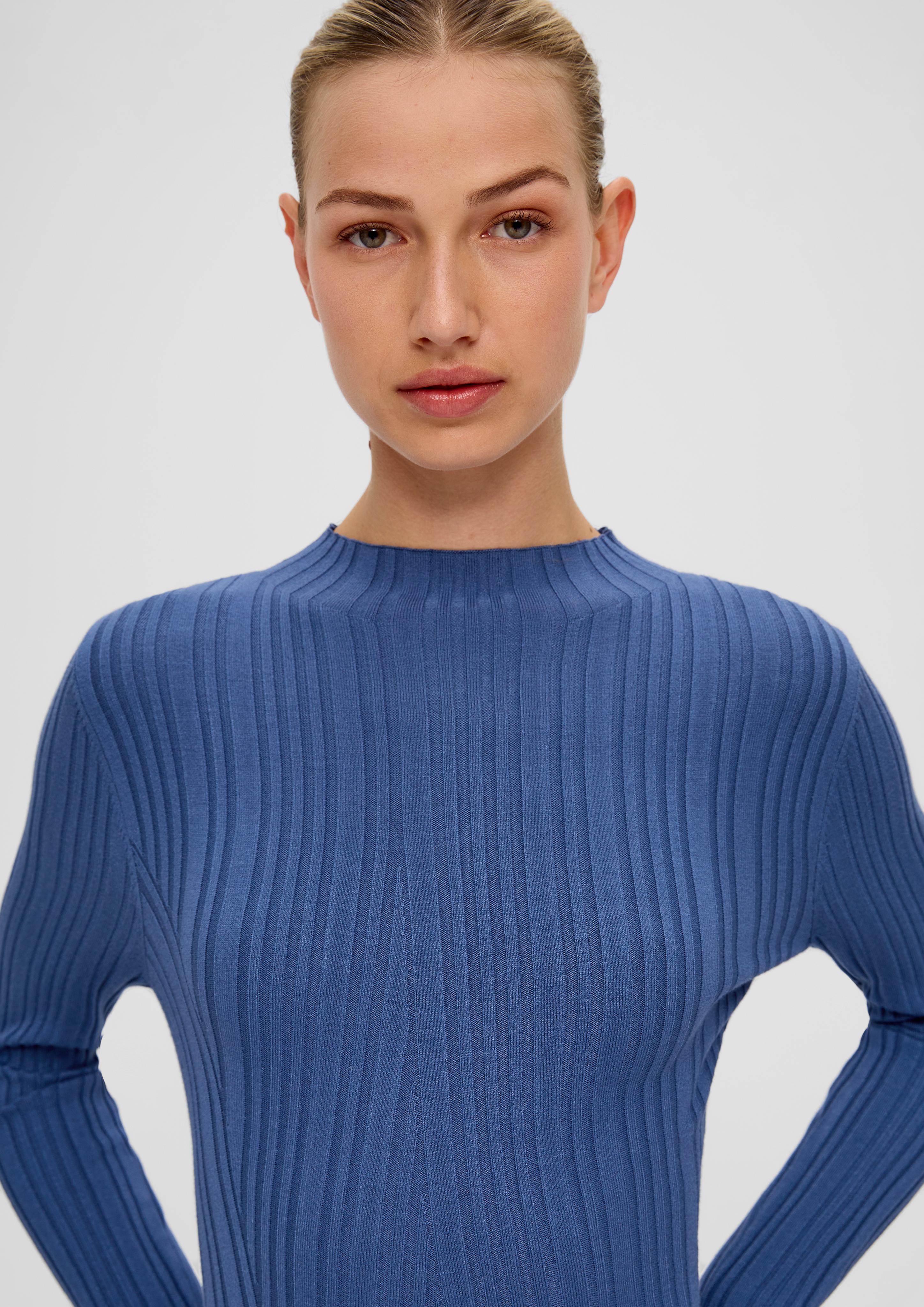 Geripptes Midikleid aus Viskosemix  2134384-5722