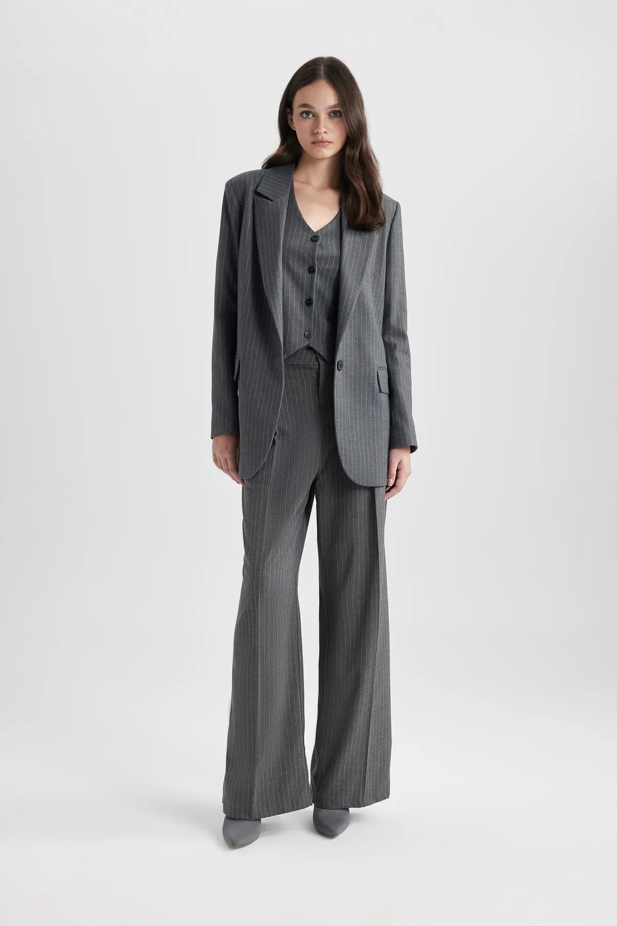 DeFacto  Hose mit weitem Bein und hoher Taille und breiten Beintaschen