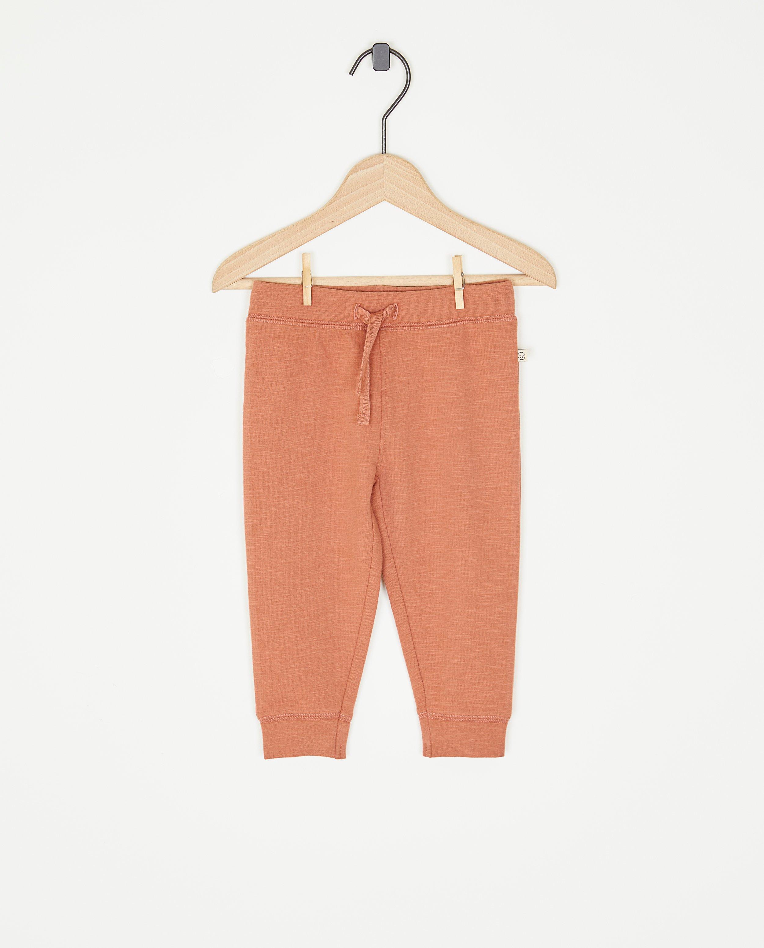 Pantaloni de trening roz, Cuddles and Smiles