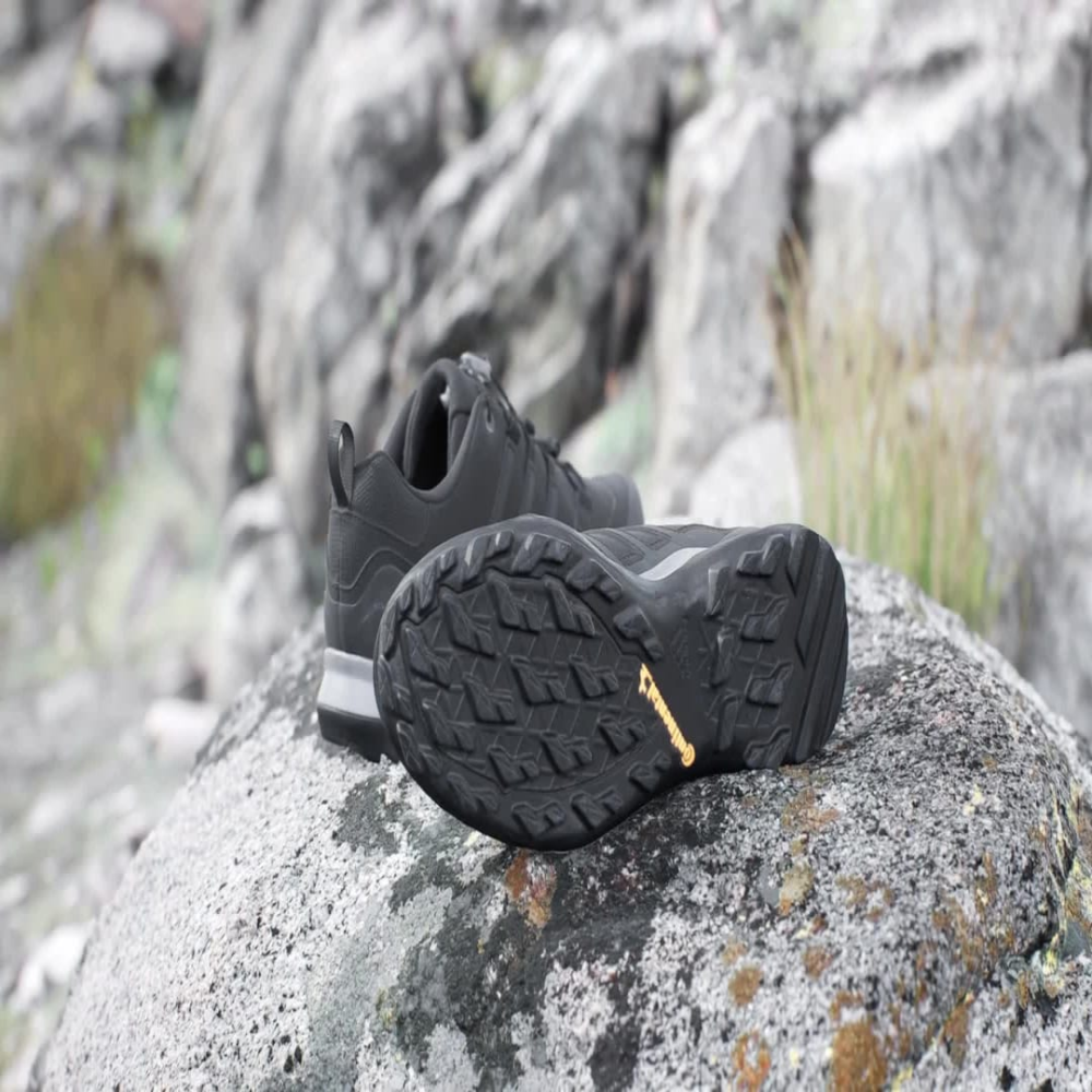 adidas Swift R2 GTX TEX GORE IF7631 / schwarz