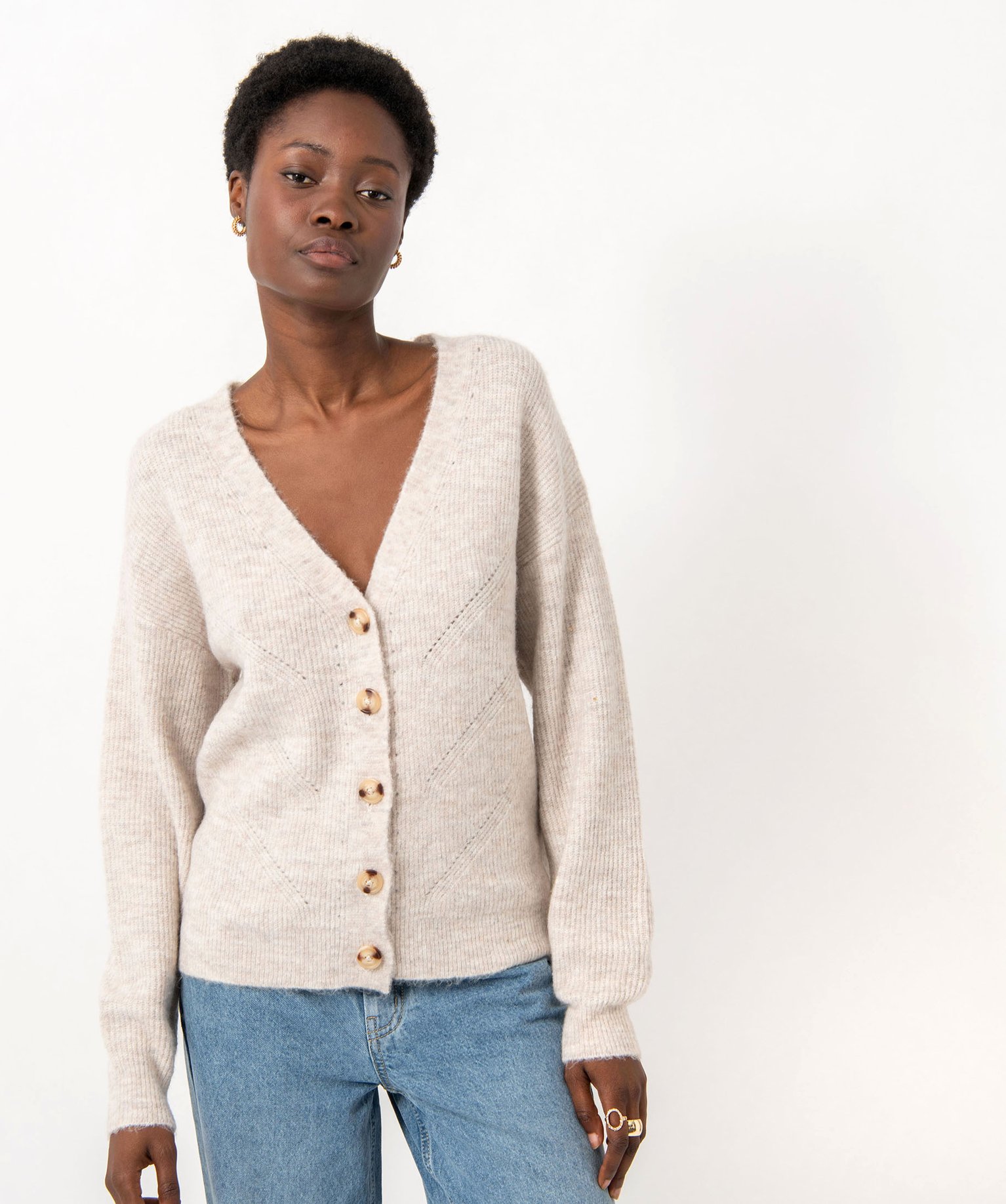 Gilet à col V en maille douillette avec gros boutons femme ecru | GEMO