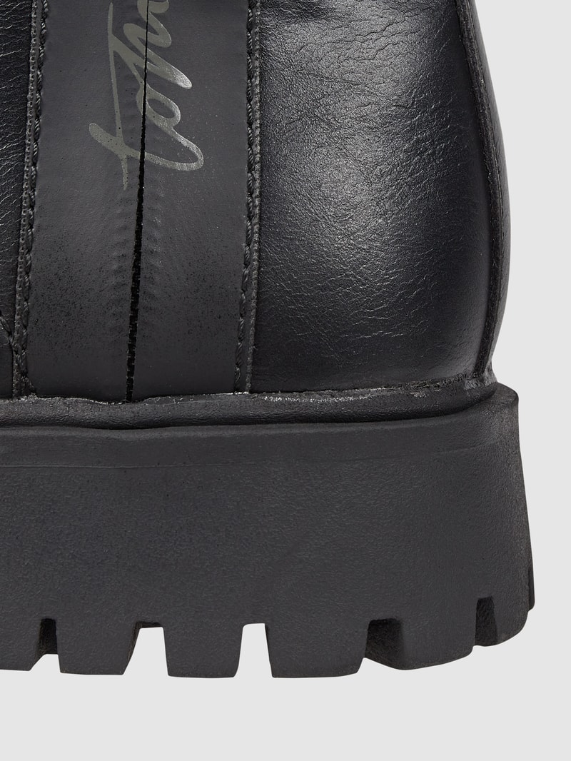 Boots mit Reißverschluss in schwarz