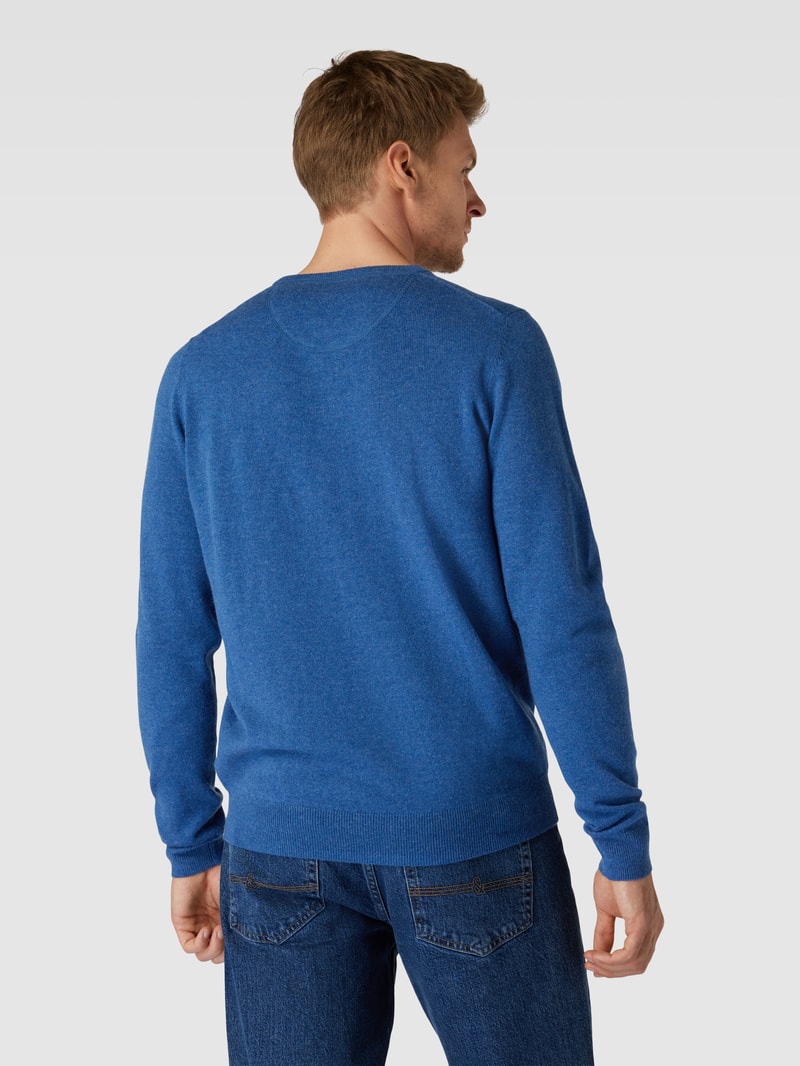 Strickpullover mit Rundhalsausschnitt in blau meliert