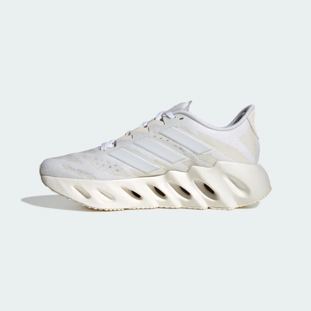 adidas Switch FWD ID1789 / weiss