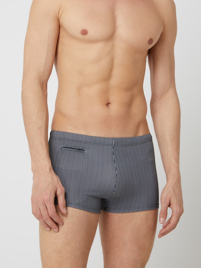 Badehose mit Streifenmuster in schwarz