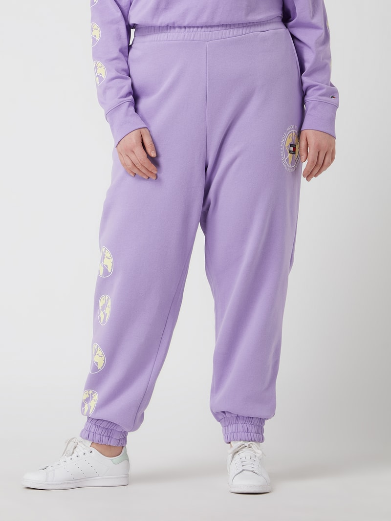 PLUS SIZE Sweathose mit Print in flieder